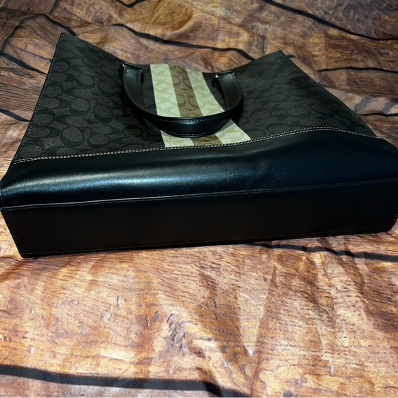 Mens Coach Messenger bag - Picture 7 of 14